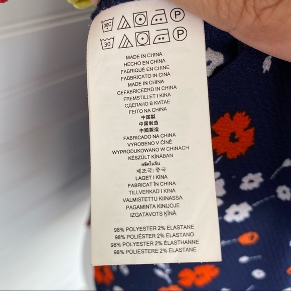 Off the shoulder blouse Size Medium MMK - Picture 6 of 9